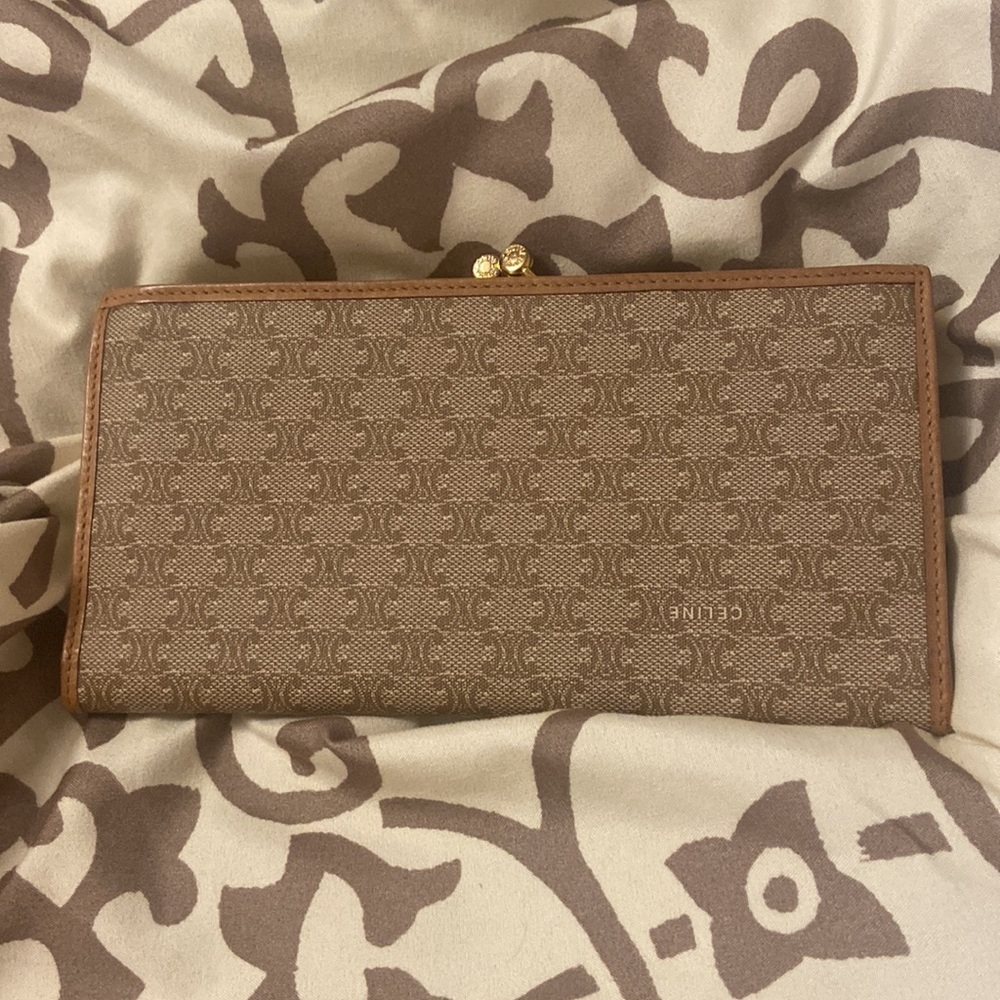 Authentic Celine wallet - Picture 5 of 7